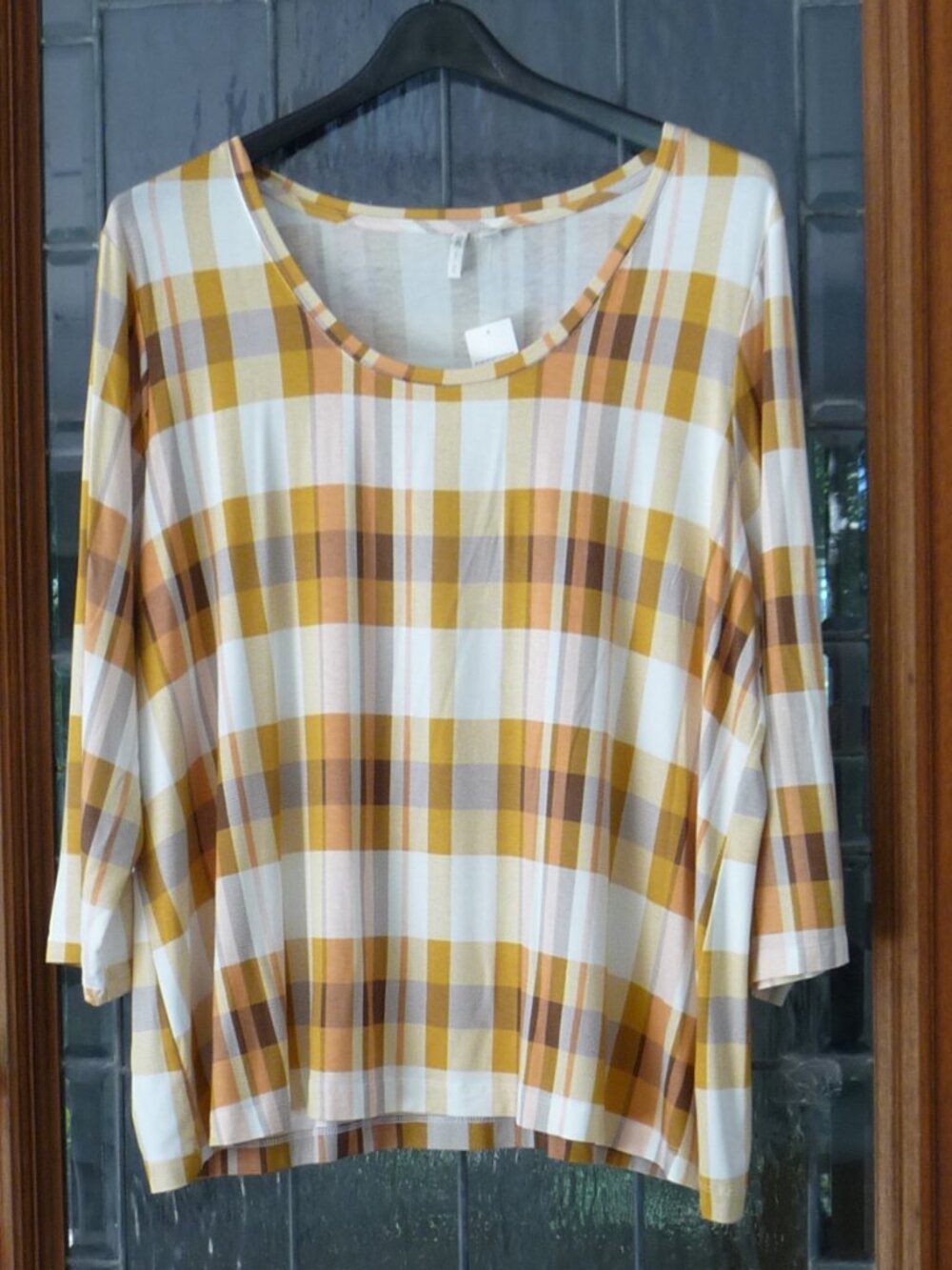 NWT CATO SIZE 22/24 STRTECH TOP PLAID